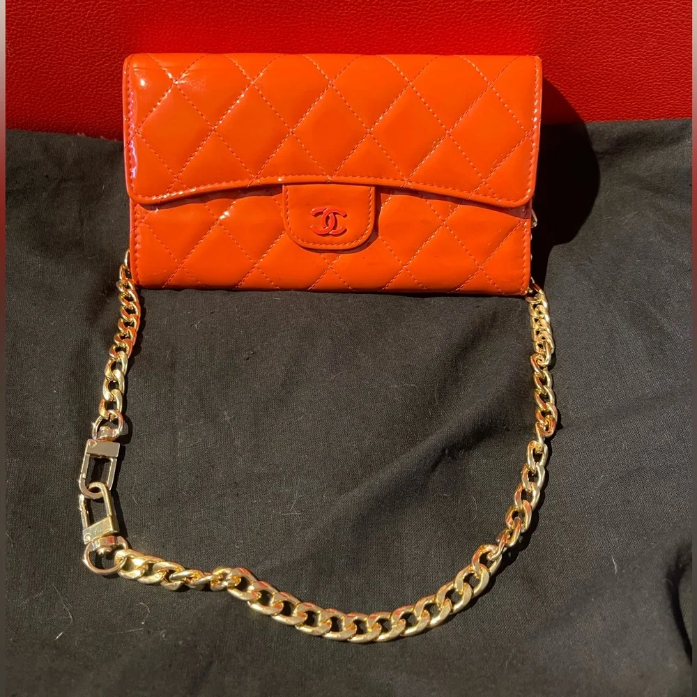 Aut Chanel wallet - Picture 1 of 8